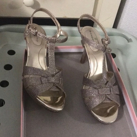 Gold Heels - Picture 3 of 8